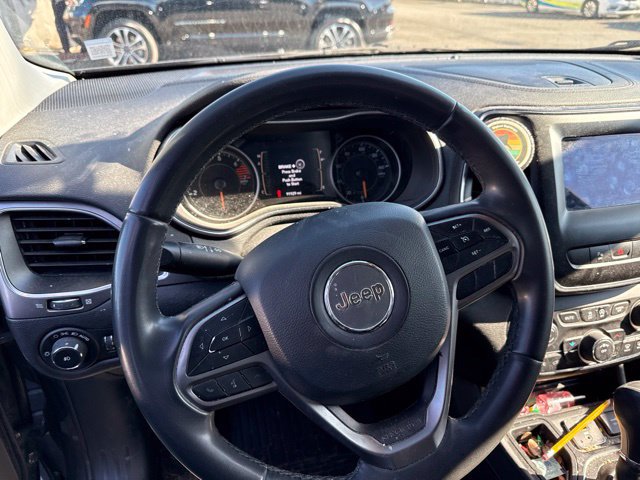 Used 2020 Jeep Cherokee Latitude Plus FWD image 7