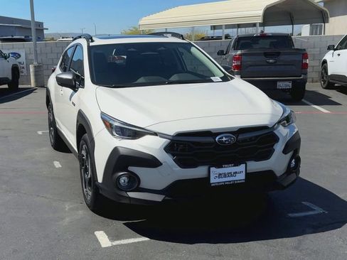 New 2026 Subaru Crosstrek 2.5i Limited w/ Crosstrek Mirror Package AWD/4WD image 3