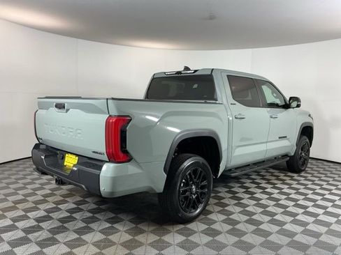 Used 2025 Toyota Tundra Limited AWD/4WD image 4