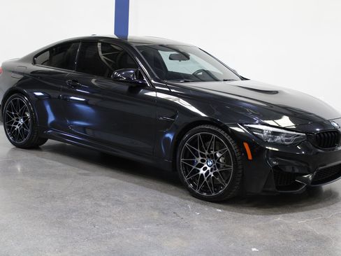 Used 2018 BMW M4 Coupe RWD image 2