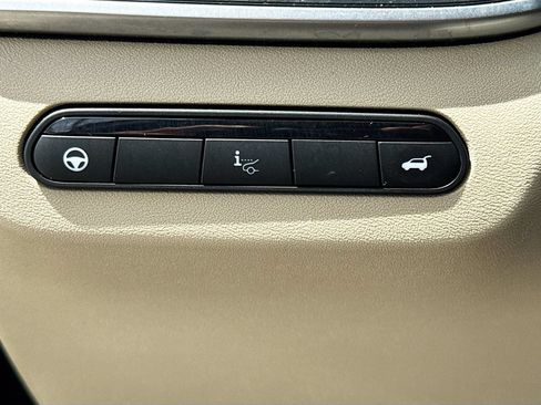 Used 2023 INFINITI QX60 Luxe w/ Vision Package AWD/4WD image 11
