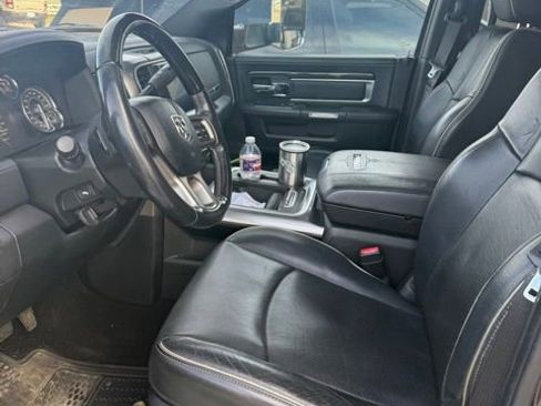 Used 2017 RAM 3500 Laramie Longhorn image 3