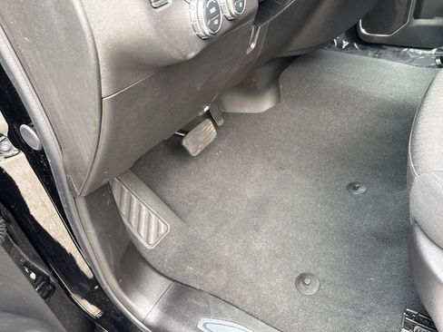 Certified 2025 GMC Sierra 1500 Elevation image 17