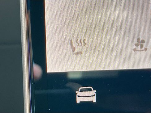 Used 2026 Tesla Model Y Long Range image 25