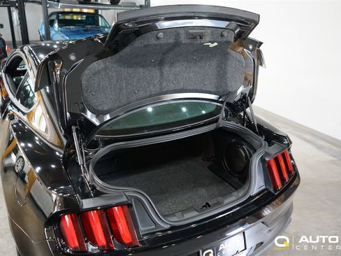 Used 2017 Ford Mustang GT Premium w/ Equipment Group 401A image 29