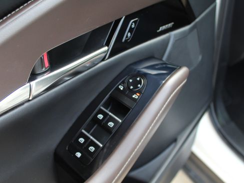 Used 2021 MAZDA CX-30 FWD 2.5 S w/ Premium Package image 26