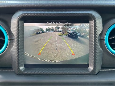 Used 2021 Jeep Wrangler Unlimited Rubicon 4xe w/ Advanced Safety Group image 26
