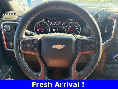 Used 2022 Chevrolet Silverado 1500 High Country w/ Safety Package II image 5