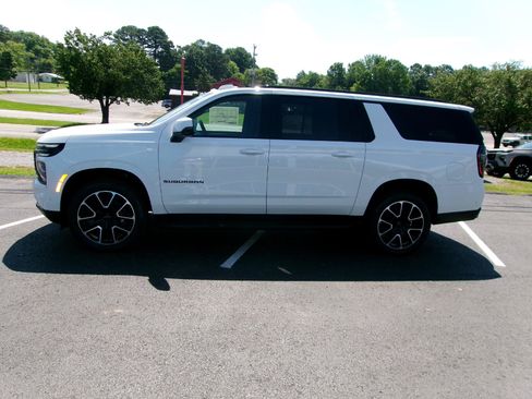 New 2026 Chevrolet Suburban RST w/ Comfort Package AWD/4WD image 6