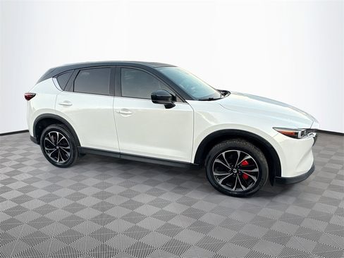 Used 2022 MAZDA CX-5 AWD 2.5 S w/ Premium Package image 5