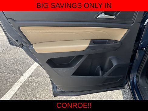 Used 2021 Volkswagen Atlas Cross Sport SE FWD image 23