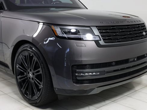 Used 2022 Land Rover Range Rover Long Wheelbase First Edition image 39