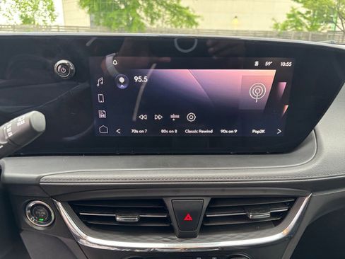 Used 2025 Buick Encore GX Preferred FWD image 21