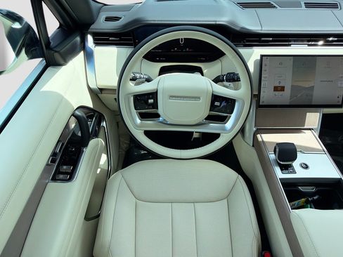 New 2026 Land Rover Range Rover SE AWD/4WD image 17