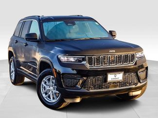 New 2025 Jeep Grand Cherokee Laredo X w/ Luxury Tech Group I video 2