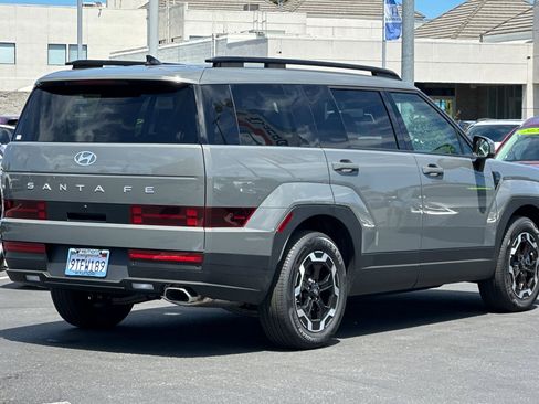 Certified 2025 Hyundai Santa Fe SEL image 3