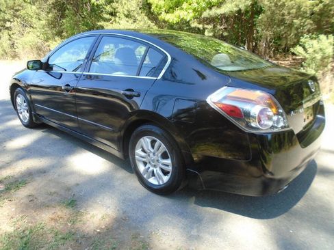 Used 2012 Nissan Altima 2.5 S w/ Convenience Pkg FWD image 7