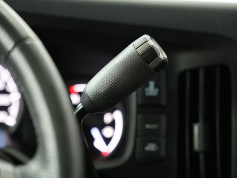 Used 2014 Honda Ridgeline RTL image 15