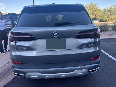 Used 2024 BMW X5 sDrive40i w/ Parking Assistance Package RWD image 5