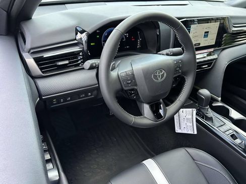 New 2026 Toyota Camry SE FWD image 12