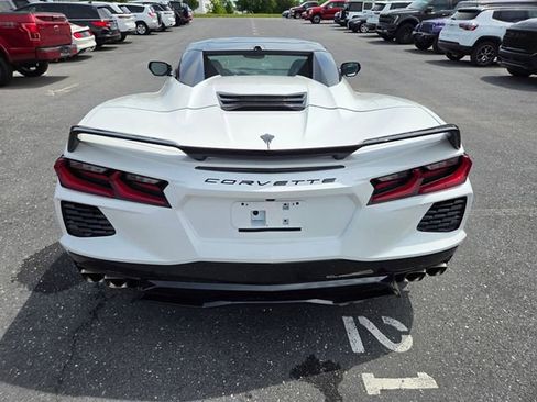Used 2023 Chevrolet Corvette Stingray Premium Conv w/ Z51 Performance Package RWD image 15