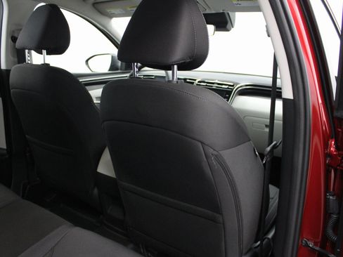 Used 2024 Hyundai Tucson SE image 24