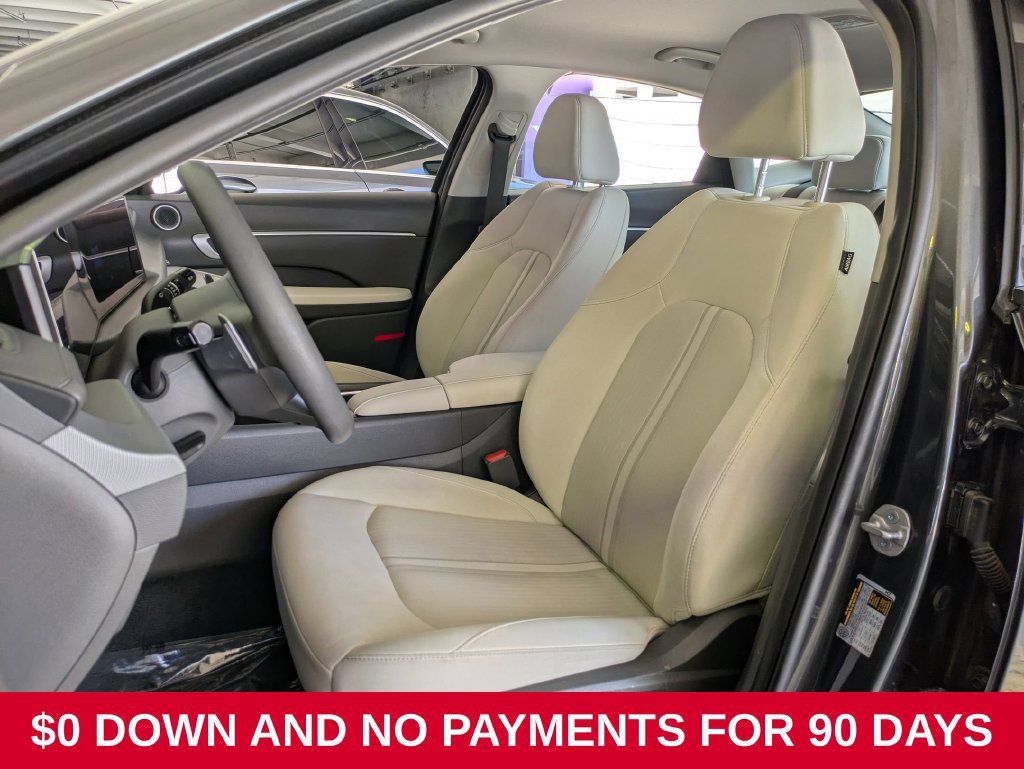 Used 2025 Hyundai Sonata SEL FWD image 23
