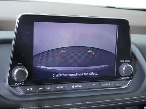 Used 2022 Nissan Rogue SV AWD/4WD image 33