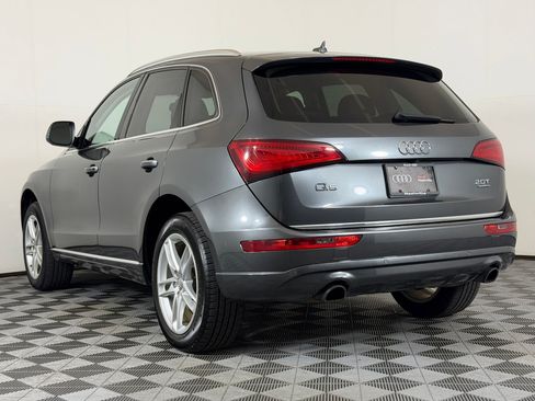 Used 2017 Audi Q5 2.0T Premium Plus w/ Technology Package AWD/4WD image 3