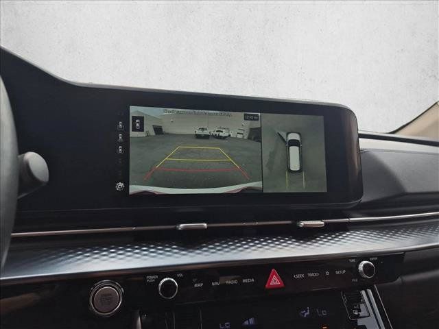 Used 2024 Kia Carnival SX Prestige FWD image 14