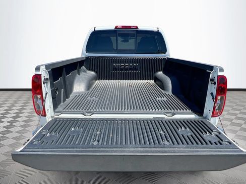 Used 2016 Nissan Frontier SV RWD image 22