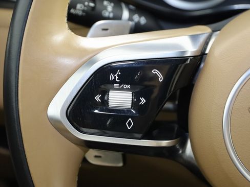 Used 2023 Jaguar F-PACE S image 33