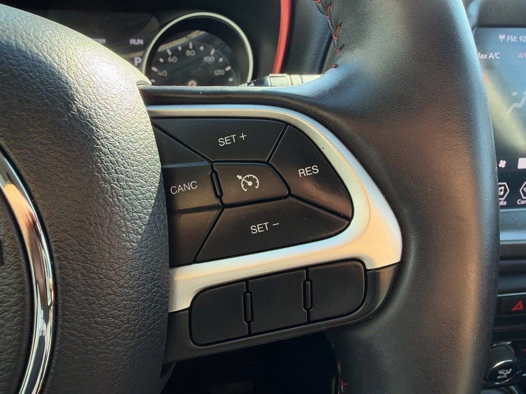 Used 2019 Jeep Compass Trailhawk w/ Leather Interior Group AWD/4WD image 24