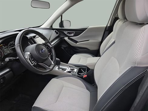 Certified 2023 Subaru Forester Premium image 9