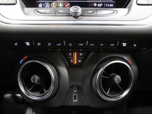 Used 2021 Chevrolet Blazer LT image 22