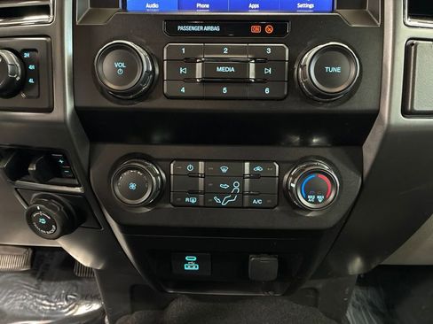 Used 2021 Ford F350 XLT w/ XLT Value Package AWD/4WD image 23