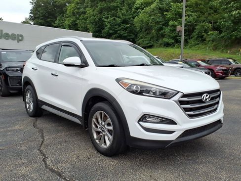 Used 2018 Hyundai Tucson SEL Plus w/ Cargo Package AWD/4WD image 6
