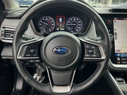 Used 2020 Subaru Outback Limited image 42