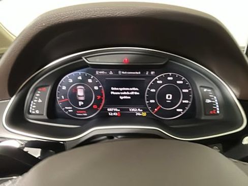 Used 2019 Audi Q7 3.0T Prestige w/ Prestige Package AWD/4WD image 17