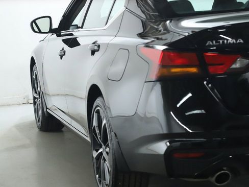 Certified 2025 Nissan Altima 2.5 SR w/ SR Premium Package image 44