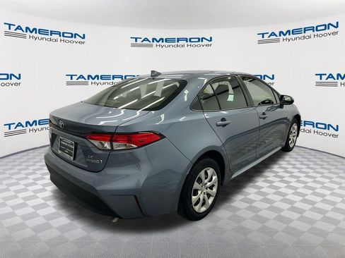 Used 2024 Toyota Corolla LE FWD image 5