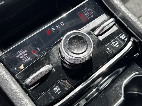 Used 2022 Jeep Grand Cherokee Trailhawk image 21