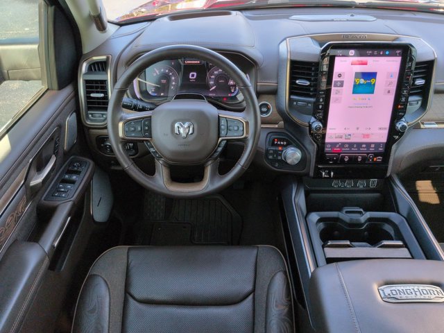 Used 2025 RAM 1500 Limited AWD/4WD image 16