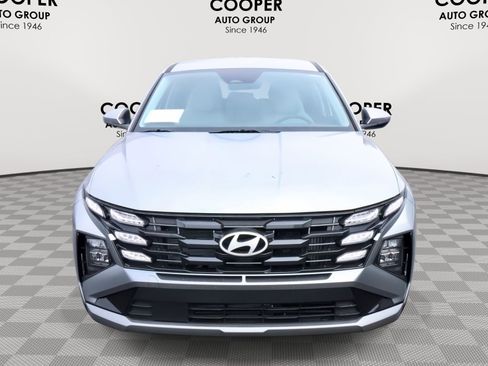 New 2026 Hyundai Tucson Blue SE image 2