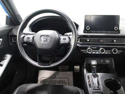 Used 2022 Honda Civic Sport image 12