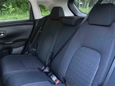 Used 2026 Honda HR-V LX image 18