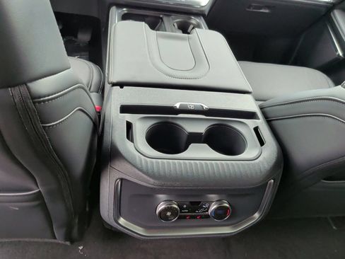 New 2027 Ford Expedition Max Platinum w/ Stealth Appearance Package RWD image 41