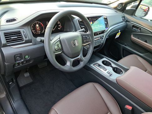New 2026 Honda Ridgeline RTL image 16