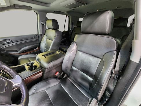 Used 2018 GMC Yukon SLT image 14