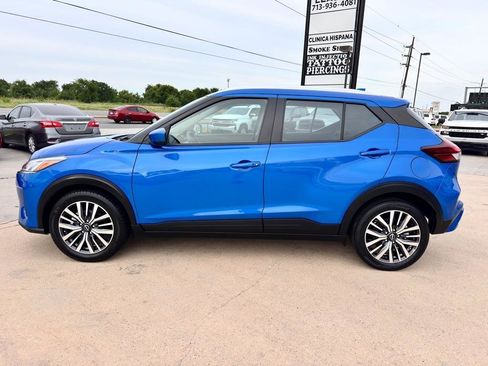 Used 2023 Nissan Kicks SV FWD image 5